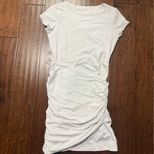 Susana Monaco White short sleeved ruched dress
